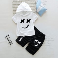 Футболка с текстовым рисунком для мальчиков Shein