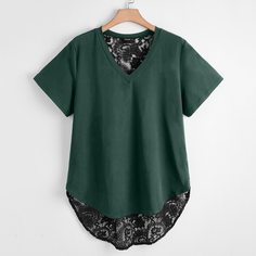 Асимметричная футболка размера плюс с кружевом Shein
