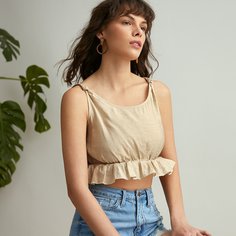 Однотонный укороченный топ с оборками по низу Shein
