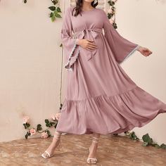 Платье для беременных с оригинальным рукавом и поясом Shein