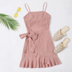 Платье на бретелях с оборками Shein