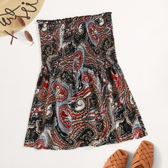 Короткий топ без бретелек размера плюс с принтом пейсли и оборкой Shein