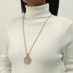 Ожерелье с цветком и стразами Shein