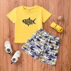 Шорты и футболка с принтом рыбы для мальчиков Shein