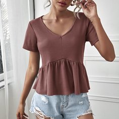 Однотонная футболка с оборками Shein