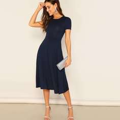 Однотонное расклешенное платье Shein