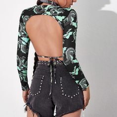 Короткая футболка с принтом китайского дракона Shein