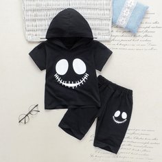 Шорты и футболка с капюшоном, мультипликационным принтом для мальчиков Shein