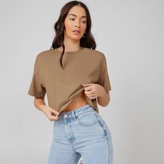 Однотонная короткая футболка Shein