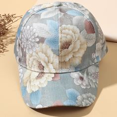 Бейсболка с цветочным принтом Shein