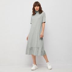 Оригинальное платье с высоким воротником Shein