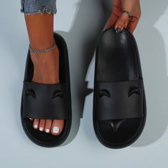 Шлепанцы с ушами Shein