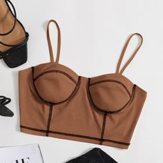 Короткий топ без бретелей Shein