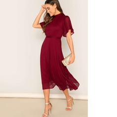 Платье с оригинальным рукавом и завязкой Shein