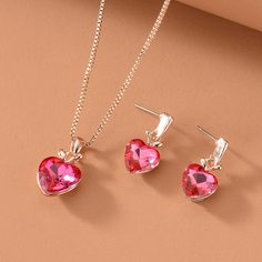 1шт ожерелье и 1 пара серьги-подвески со стразами в форме сердечка Shein