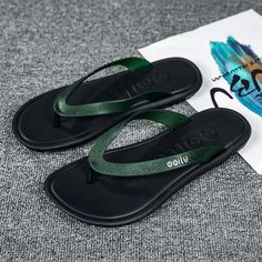 Мужские вьетнамки с текстовым принтом Shein