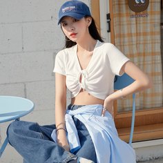 Вязаный короткий топ в рубчик на кулиске Shein