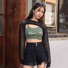 Короткая майка с текстовым принтом без супер короткого топа Shein