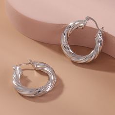 Однотонные серьги-кольца Shein