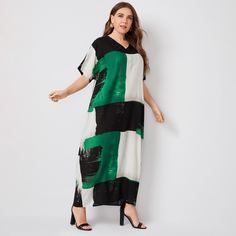 Контрастное платье макси размера плюс с v-образным воротником Shein