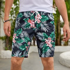 Мужские шорты с тропическим принтом на кулиске Shein
