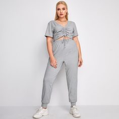Кроп футболка на кулиске и спортивные брюки размера плюс Shein