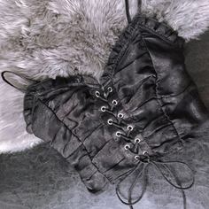 Топ на шнуровке Shein