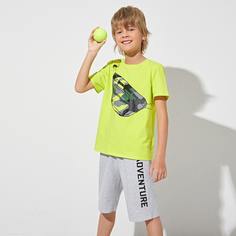 Футболка с принтом сумки и шорты с текстовым принтом для мальчиков Shein