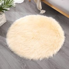 Однотонный круглый плюшевый коврик Shein