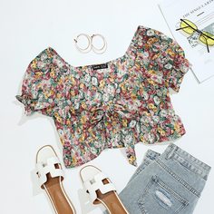 Короткий топ размера плюс с цветочным принтом Shein