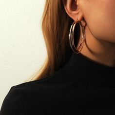 Однотонные серьги-кольца Shein