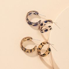 Серьги-кольца с леопардовым принтом 2 пары Shein