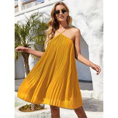 Плиссированное платье на бретельках Shein