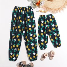 Мультяшный принт Бохо Брюки для маленьких девочек Shein