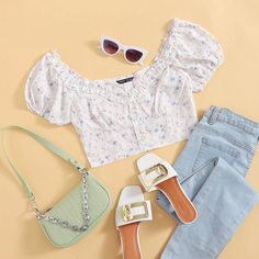 Короткая блузка с цветочным принтом Shein