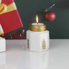 Подсвечник с узором листьев Shein