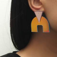 Серьги-гвоздики в геометрической форме Shein