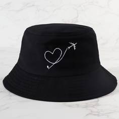 Шляпа с вышивкой сердечка Shein