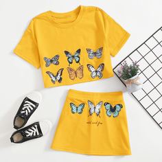 Футболка и юбка с принтом бабочки для девочек Shein