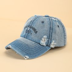 Рваная бейсболка с текстовой вышивкой Shein