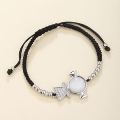 Плетеный браслет со стразами Shein