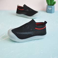 Детские кроссовки Shein