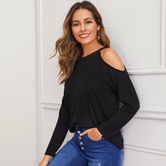 Однотонная футболка с открытыми плечами Shein