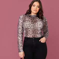 Топ размера плюс с змеиным принтом и воротником-стойкой Shein