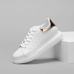 Кроссовки на шнурках Shein