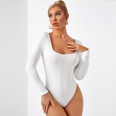 Однотонное боди Shein