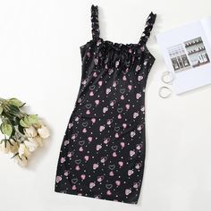 Платье со сборками и принтом сердца Shein