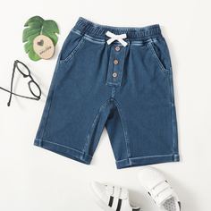 Джинсовые шорты с карманом для мальчиков Shein