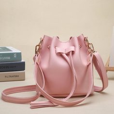 Сумка-ведро на кулиске с бахромой для девочек Shein