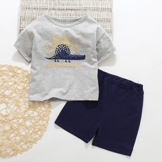 Шорты и футболка с текстовым, мультипликационным принтом для мальчиков Shein